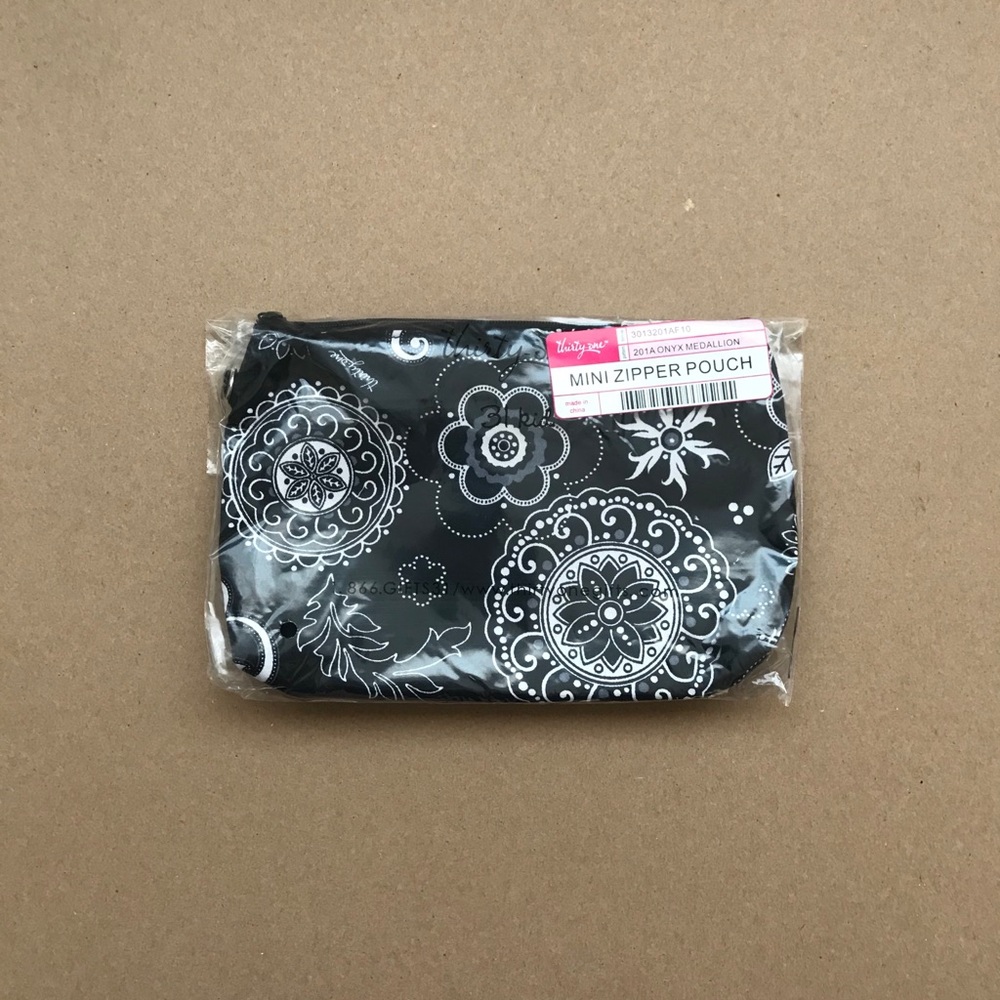 Thirty-One Mini Zipper Pouch Black and White